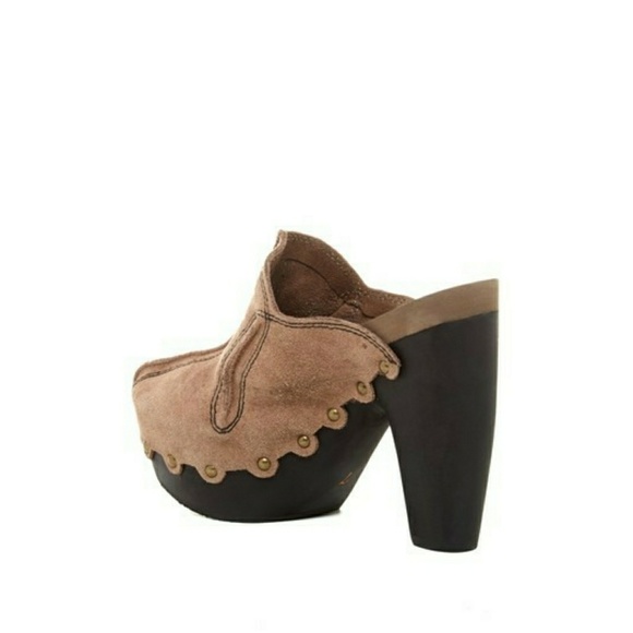 Flogg Suede Cloggs 6.5 - Picture 3 of 8